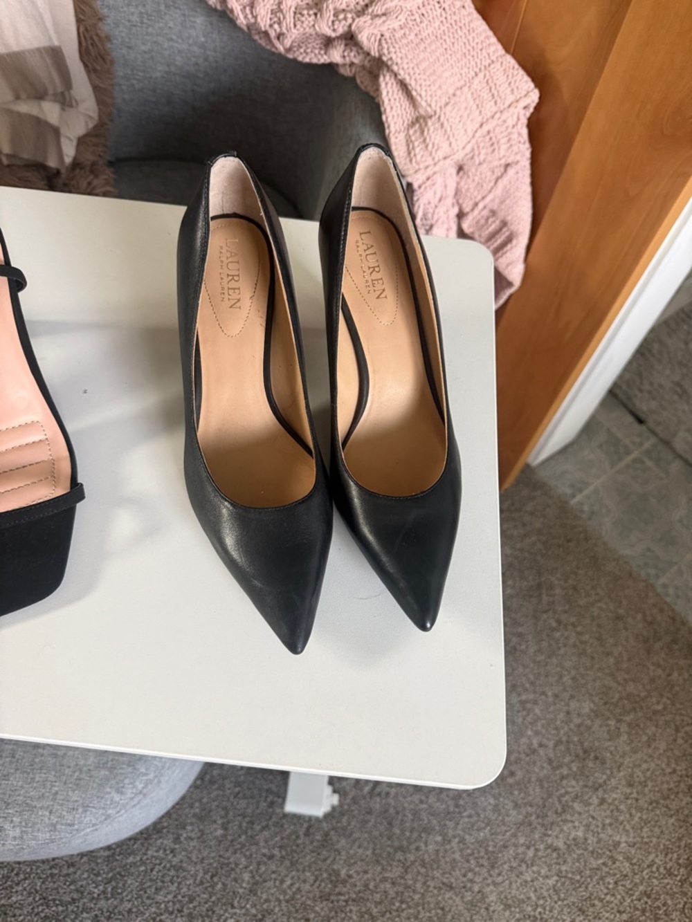 Lauren Ralph Lauren Black Leather Pointed-Toe Pumps